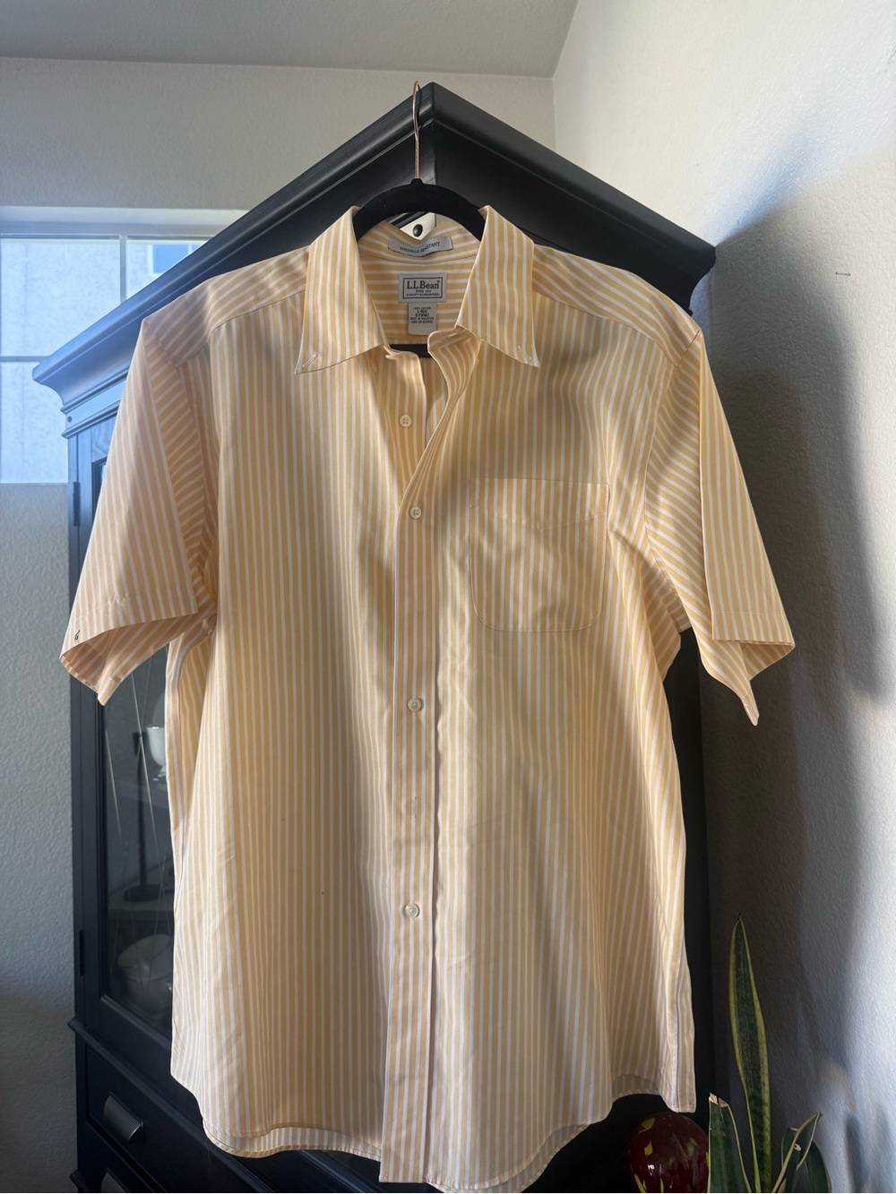 L.L. Bean Men's Yellow and White Striped Short-Sleeve Button-Down Shirt